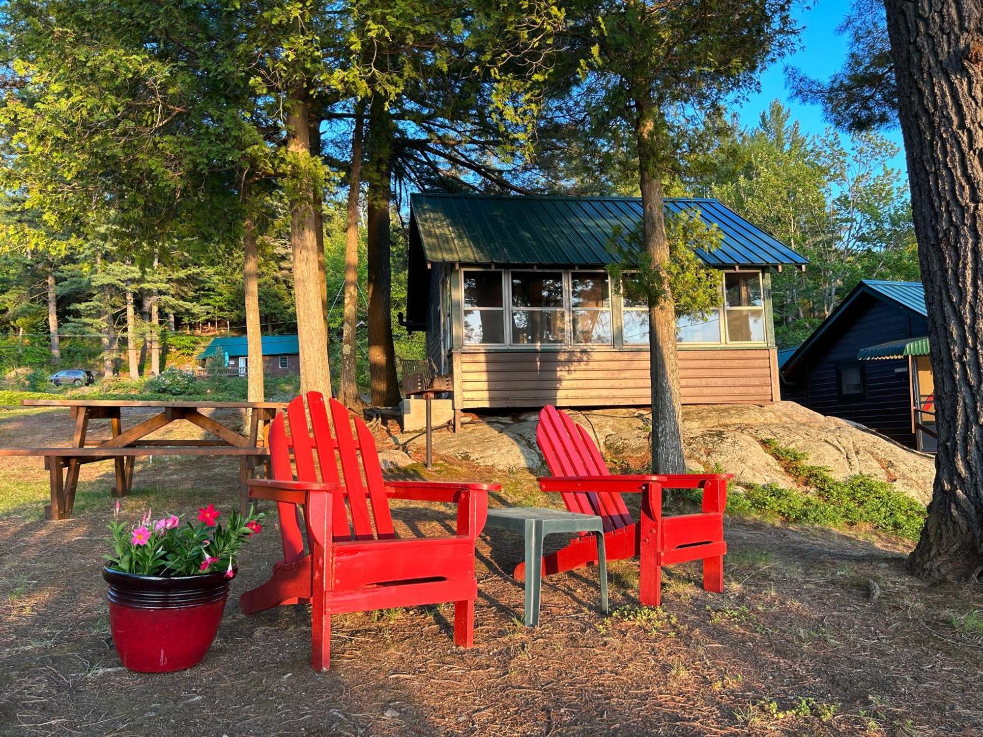 Paddler'S Rest Lakeside Cabins And Motel Long Lake Kültér fotó